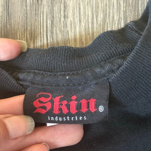 VTG 90s Skin Industries Spell Out Promo Grunge Long Sleeve Tee Shirt Sz M Y2K - Picture 5 of 9